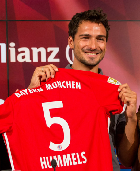 Terza Maglia FC Bayern München Mats Hummels Terza Maglia FC Bayern München Mats Hummels